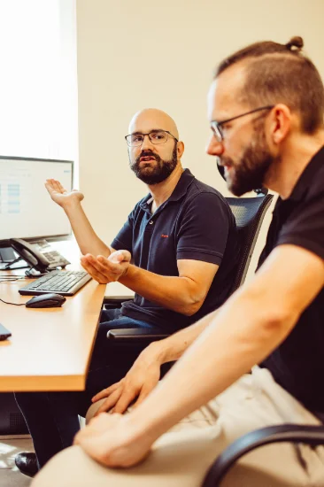 Time4Digital Ian und Kai bei der Arbeit